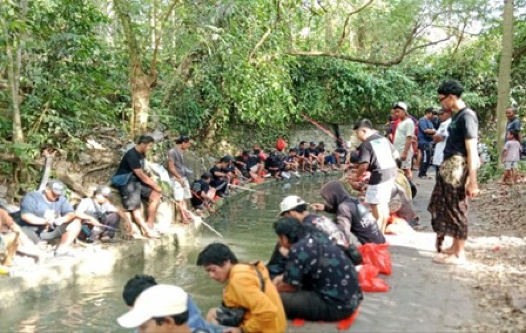 Krama Banjar Tegeh Bersatu Meramaikan dan Mendukung Kegiatan Lomba Mancing ST. Wira Sentana